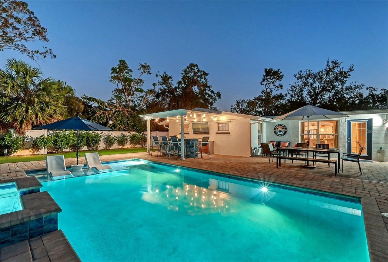 2365 Bay Street, Sarasota, FL 34237 Photo