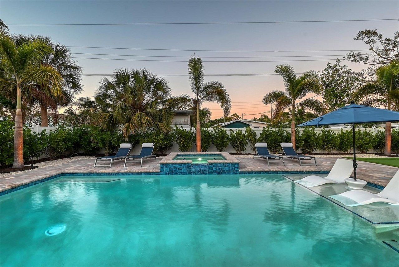 2365 Bay Street, Sarasota, FL 34237 Photo