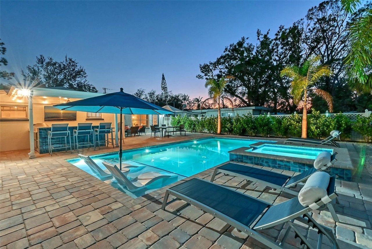 2365 Bay Street, Sarasota, FL 34237 Photo