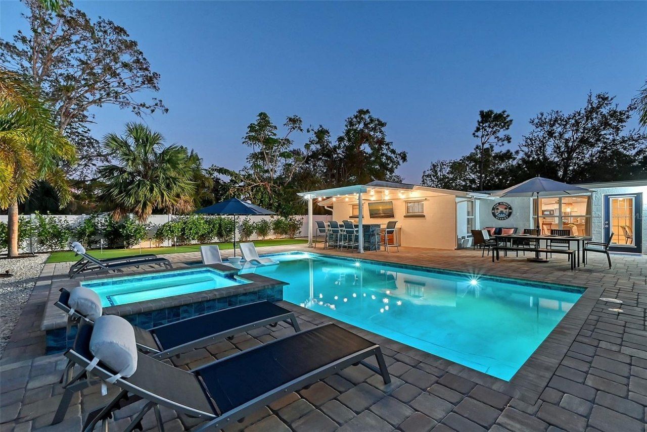 2365 Bay Street, Sarasota, FL 34237 Photo