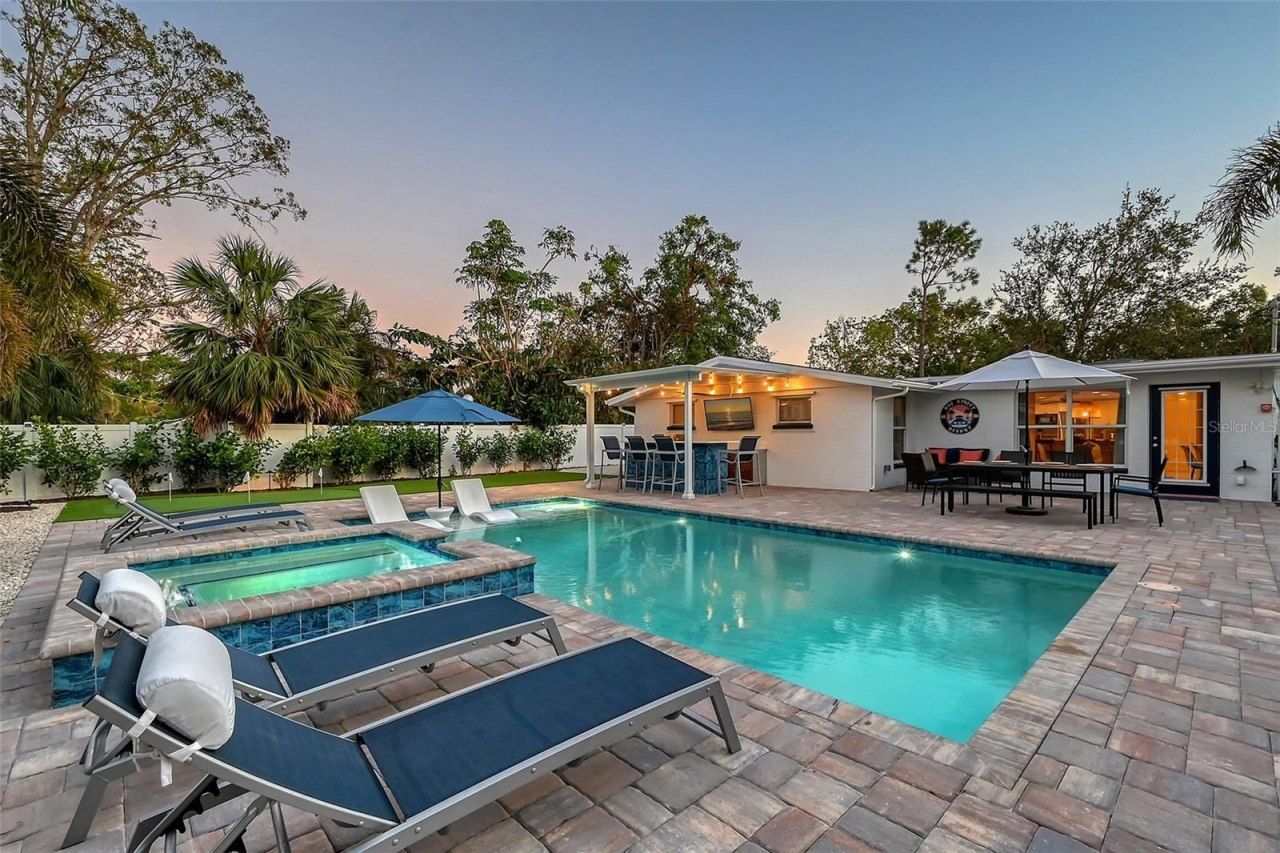 2365 Bay Street, Sarasota, FL 34237 Photo