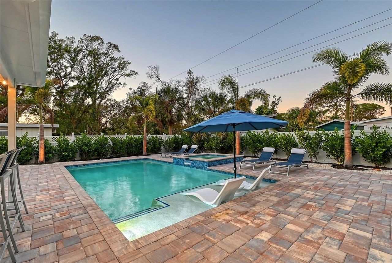 2365 Bay Street, Sarasota, FL 34237 Photo