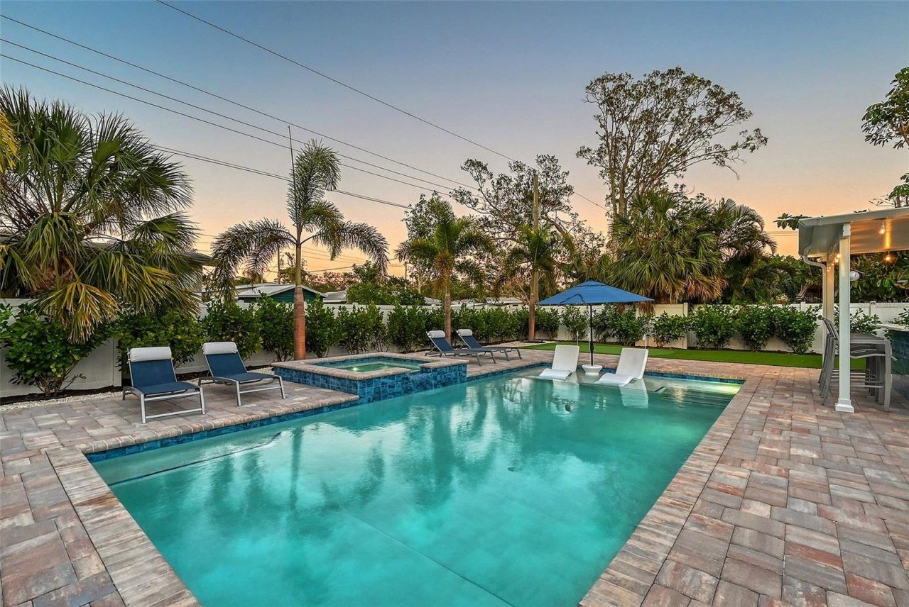 2365 Bay Street, Sarasota, FL 34237 Photo