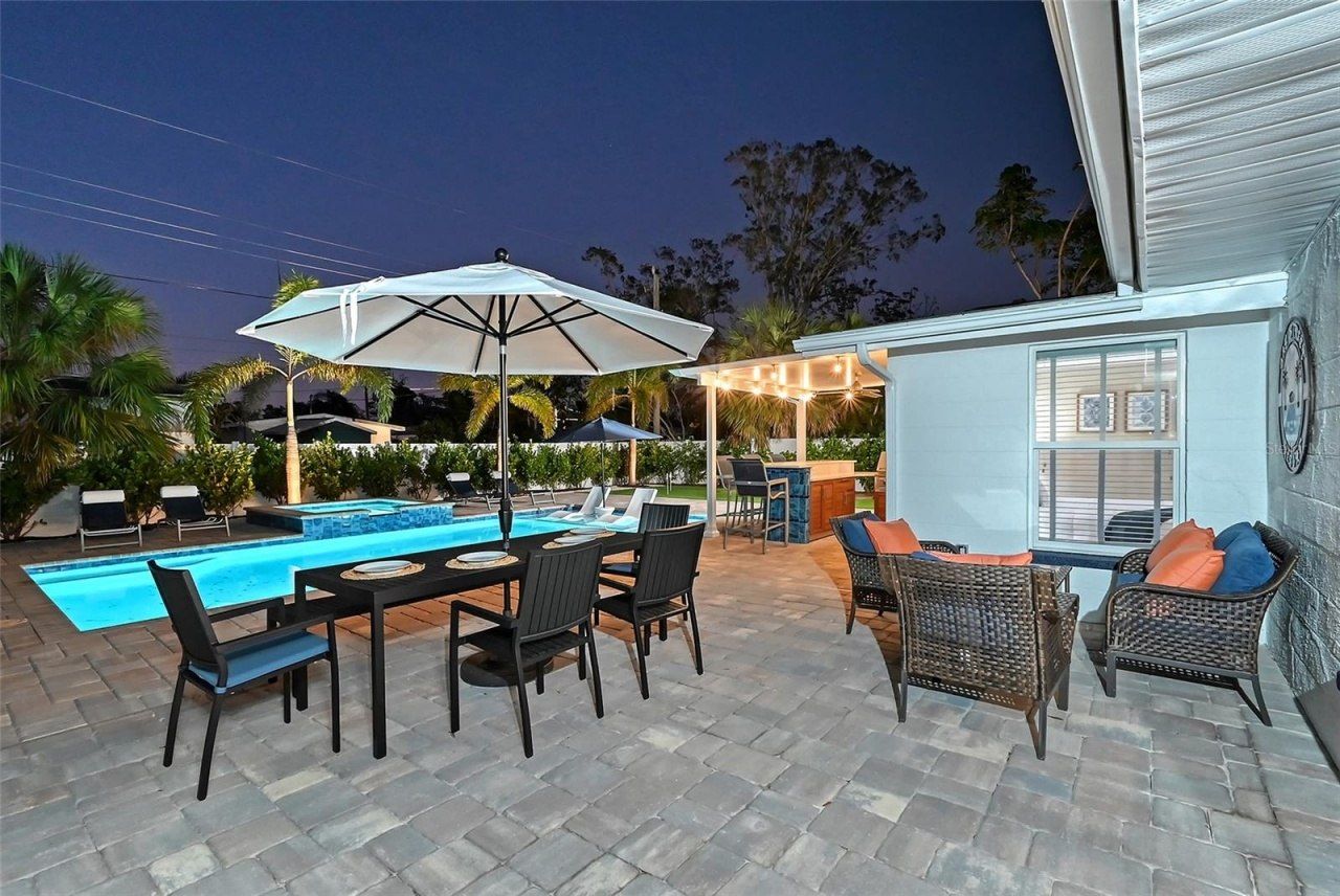 2365 Bay Street, Sarasota, FL 34237 Photo