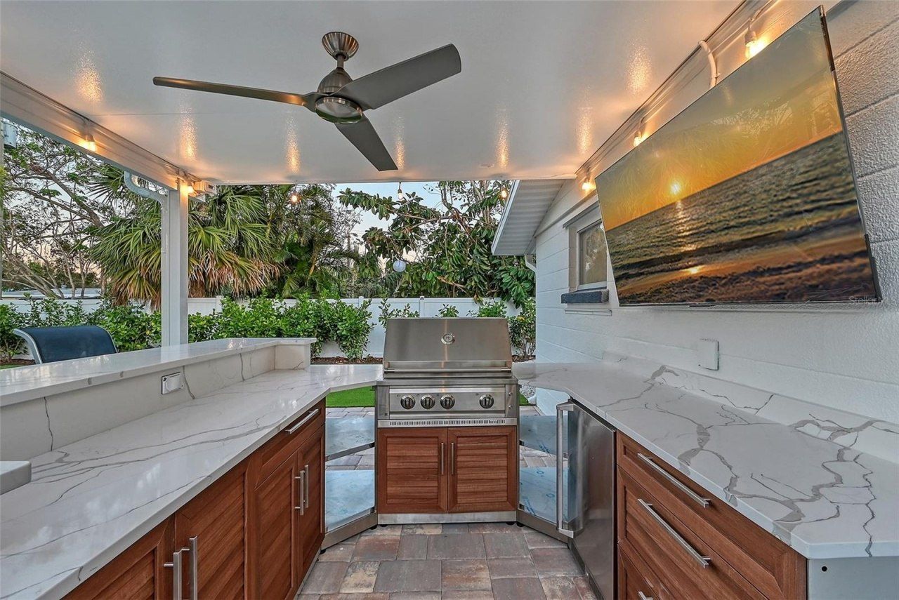 2365 Bay Street, Sarasota, FL 34237 Photo