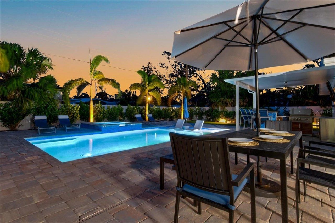 2365 Bay Street, Sarasota, FL 34237 Photo