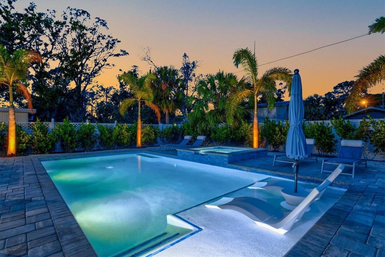 2365 Bay Street, Sarasota, FL 34237 Photo