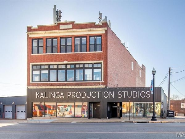 7420 Manchester Road, St Louis, MO 63143