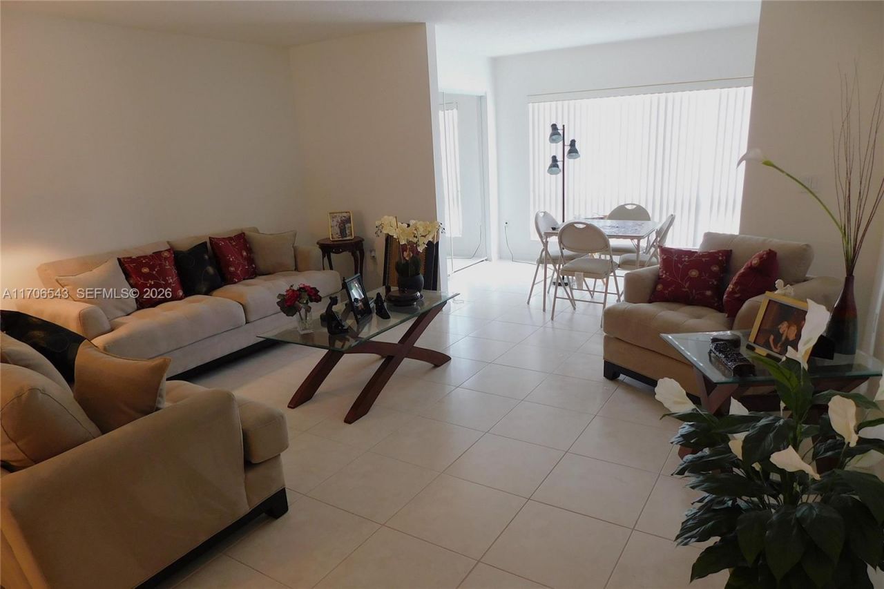 5749 Gemstone Ct, Unit 307, Boynton Beach, FL 33437 Photo