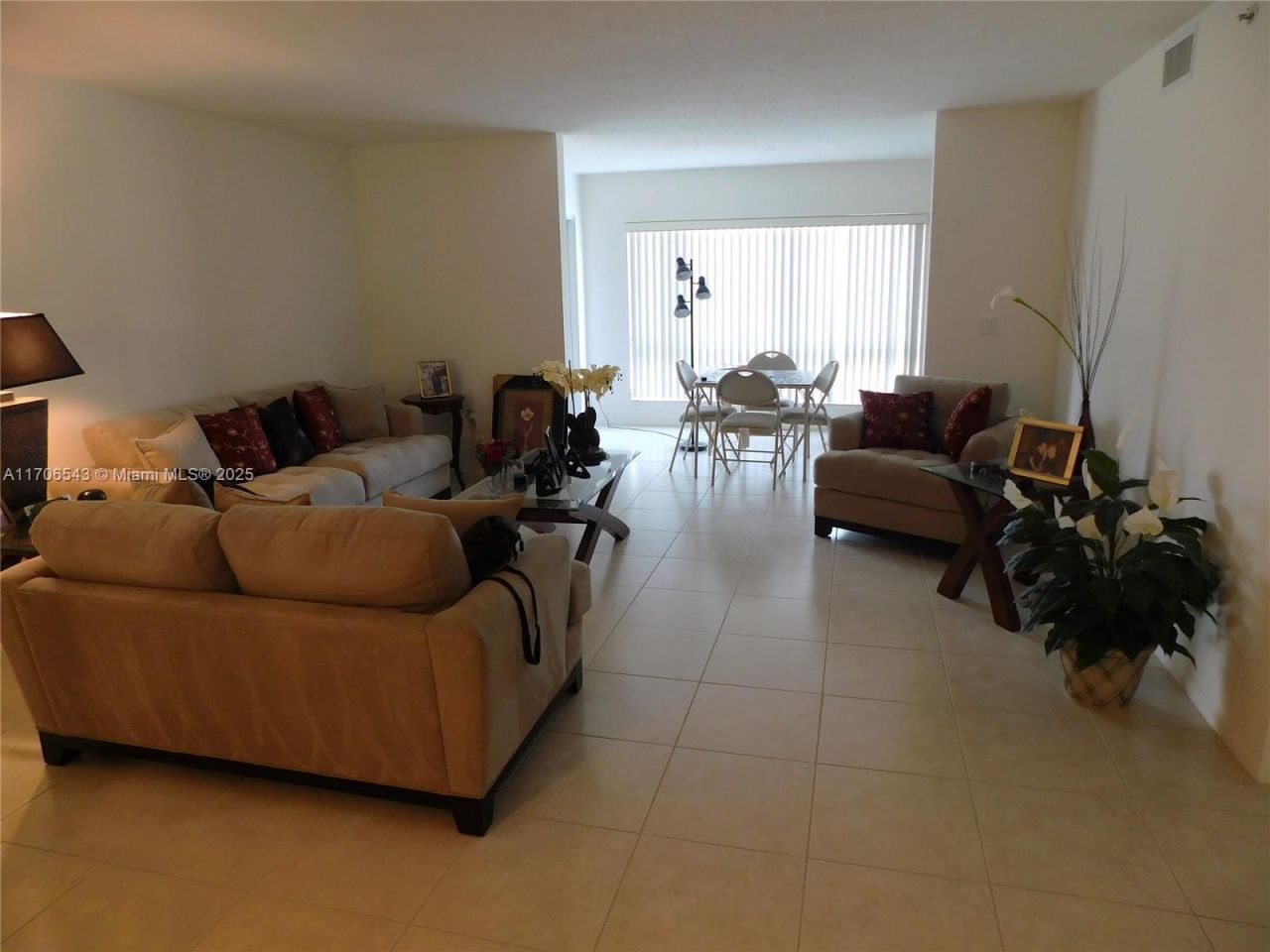 5749 Gemstone Ct, Unit 307, Boynton Beach, FL 33437 Photo