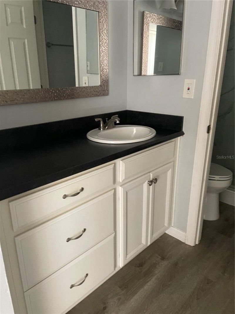 6051 Sun Boulevard, Unit 305, Saint Petersburg, FL 33715 Photo