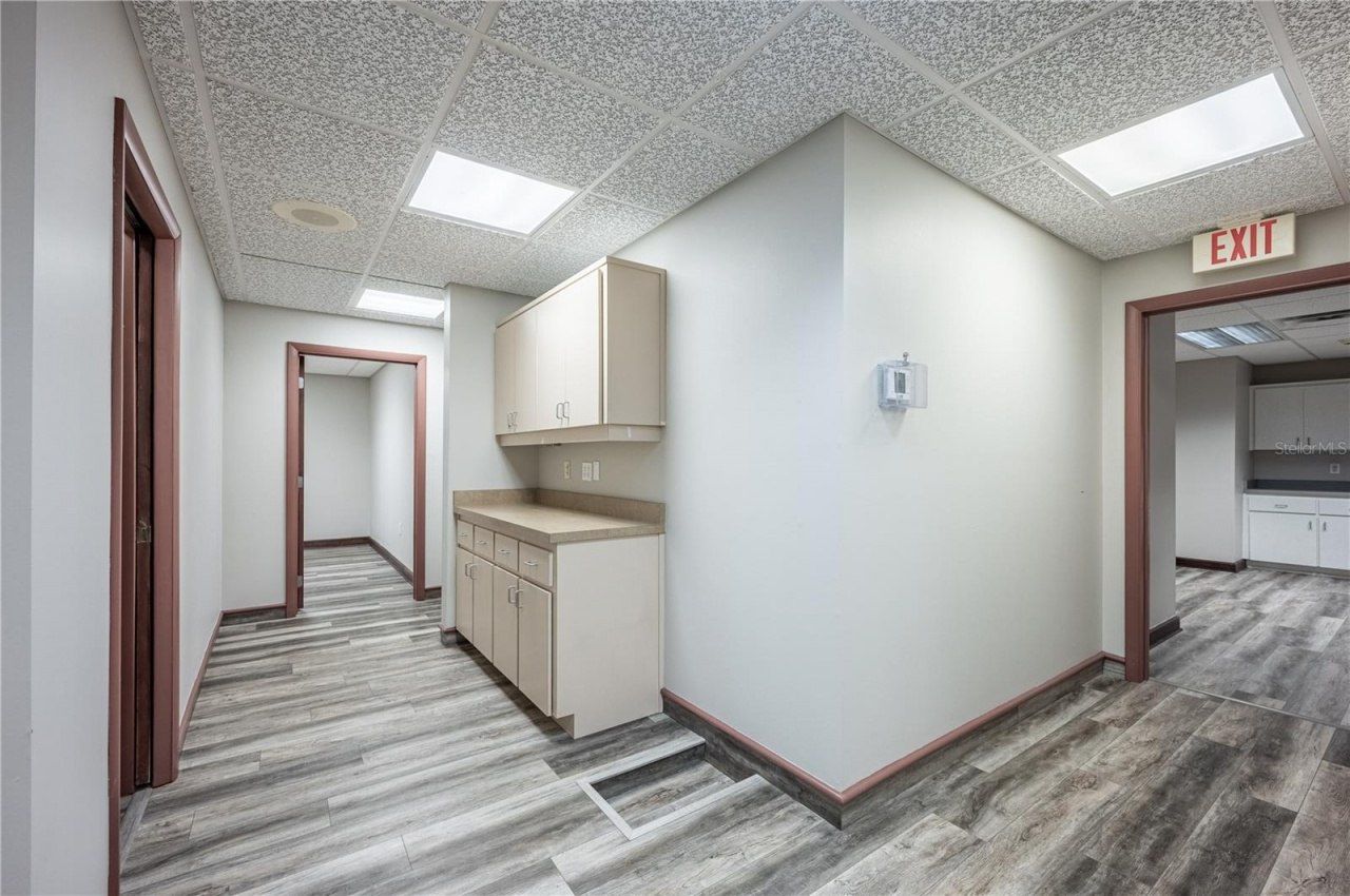 801 N Bay Street, Eustis, FL 32726 Photo