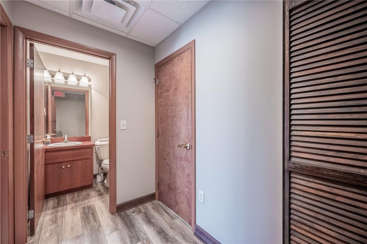 801 N Bay Street, Eustis, FL 32726 Photo