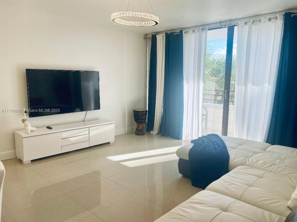 3505 S Ocean Dr, Unit 221, Hollywood, FL 33019 Photo