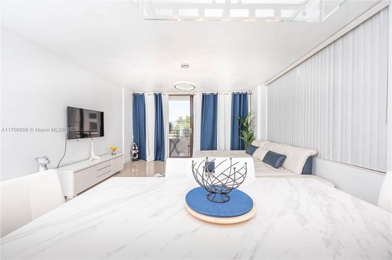 3505 S Ocean Dr, Unit 221, Hollywood, FL 33019 Photo