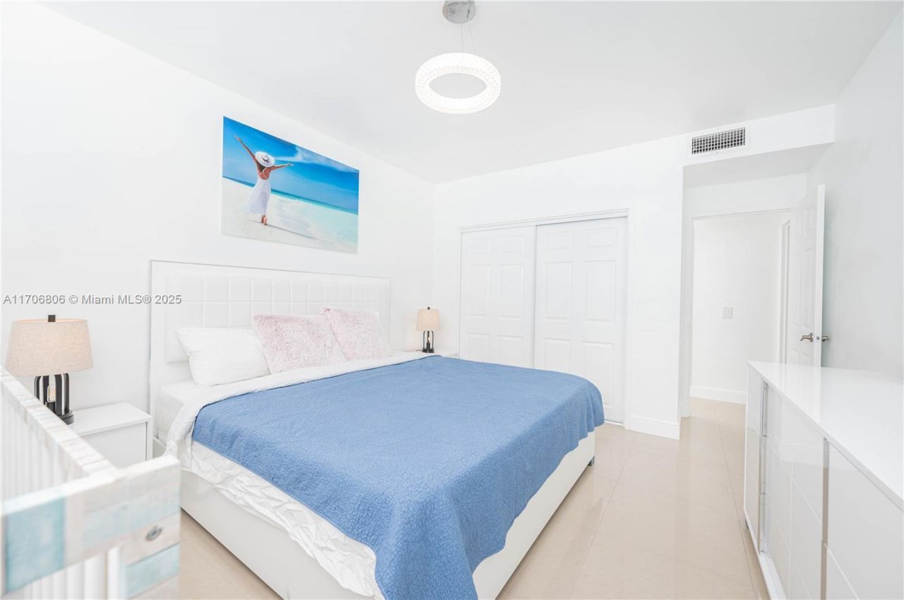 3505 S Ocean Dr, Unit 221, Hollywood, FL 33019 Photo