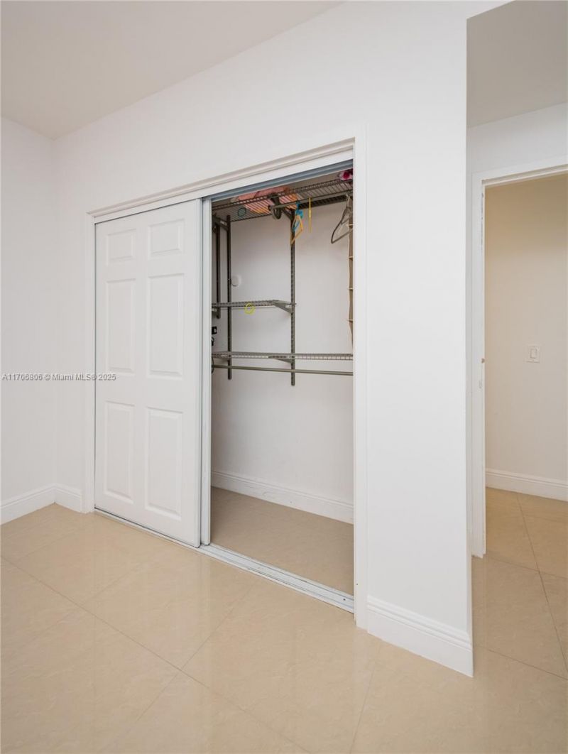 3505 S Ocean Dr, Unit 221, Hollywood, FL 33019 Photo
