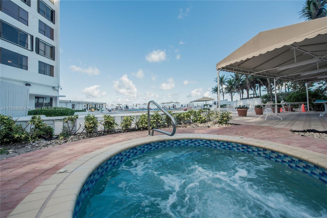 3505 S Ocean Dr, Unit 221, Hollywood, FL 33019 Photo