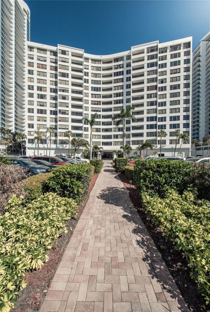 3505 S Ocean Dr, Unit 221, Hollywood, FL 33019 Photo