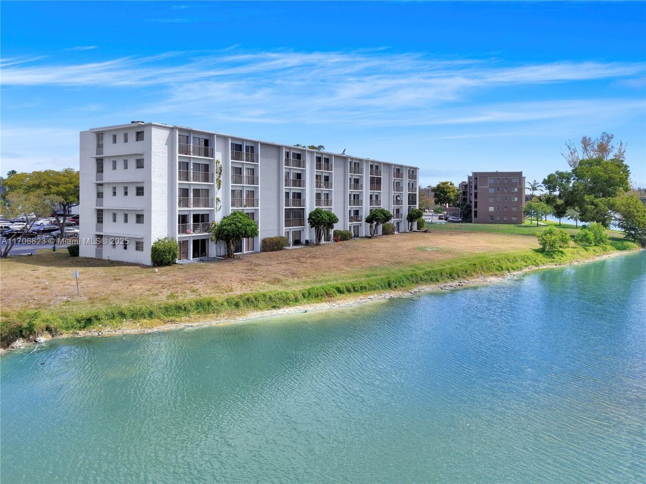 8550 N Sherman Cir, Unit 105, Miramar, FL 33025 Photo