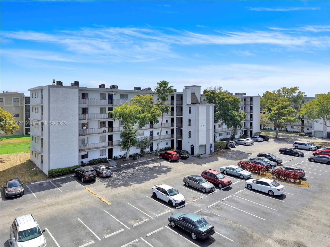 8550 N Sherman Cir, Unit 105, Miramar, FL 33025 Photo