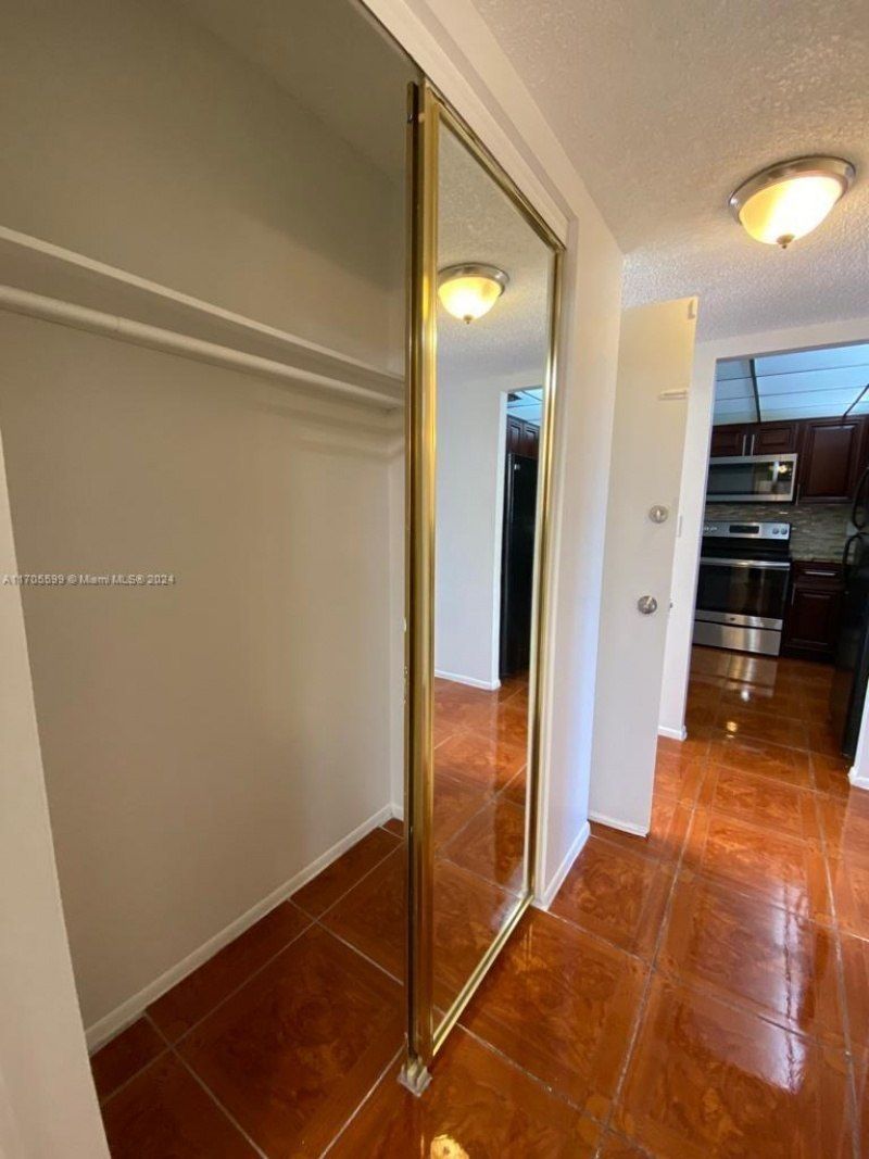 15600 NW 7th Ave, Unit 520, Miami, FL 33169 Photo