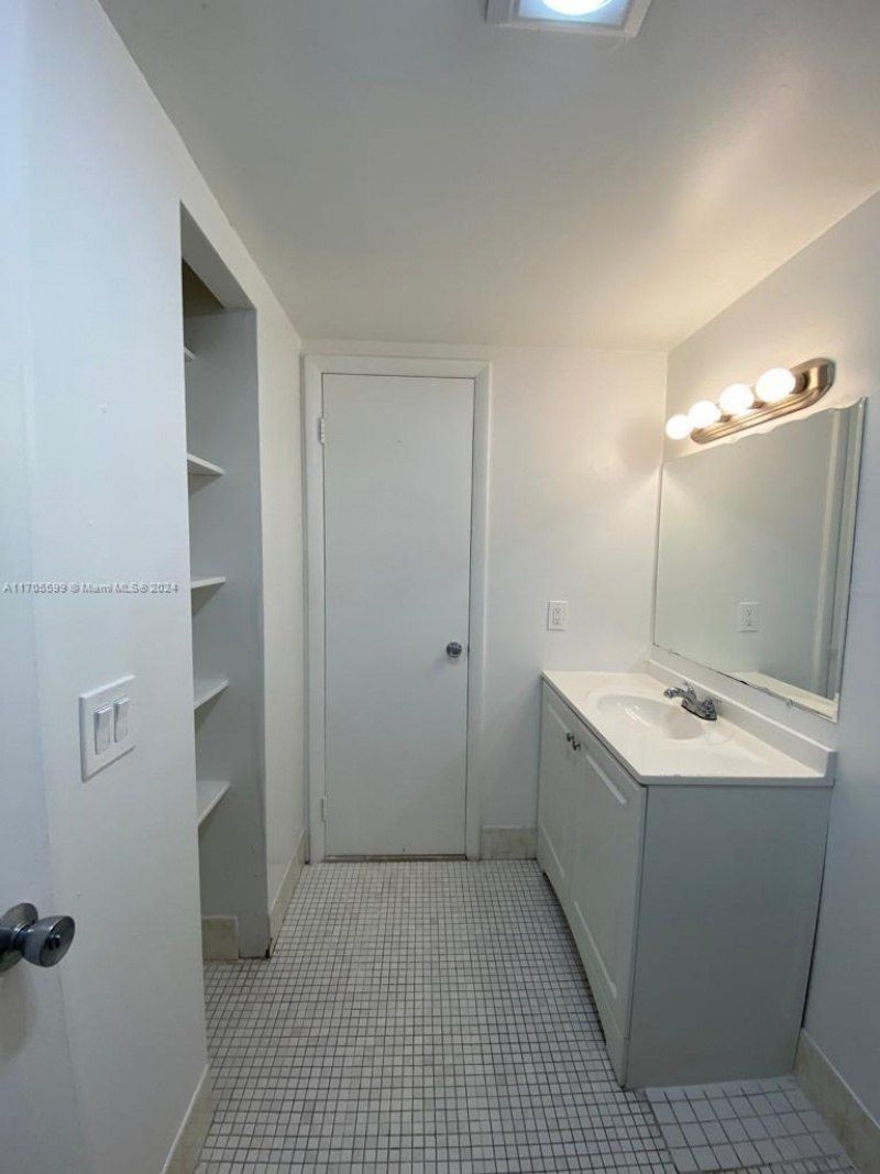 15600 NW 7th Ave, Unit 520, Miami, FL 33169 Photo