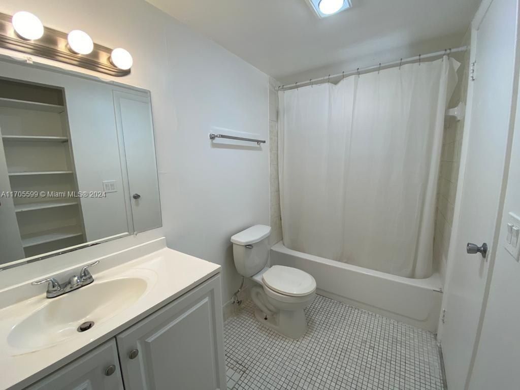 15600 NW 7th Ave, Unit 520, Miami, FL 33169 Photo