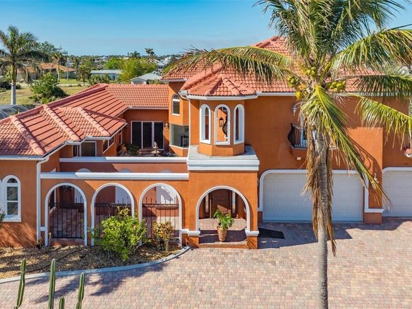 108 ROSELLE COURT, PORT CHARLOTTE, FL 33952