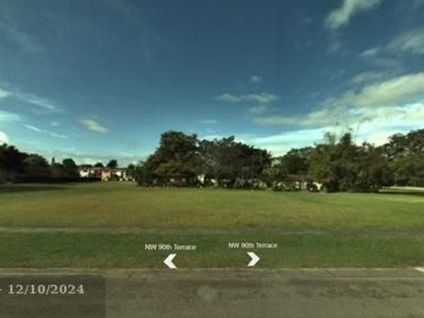 3701 NW 90th Ter, Fort Lauderdale, FL 33351