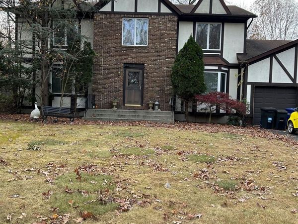 2 Bolger Lane, Airmont, NY 10952