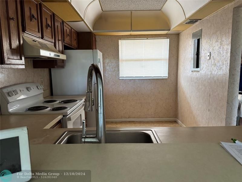 3650 Environ Boulevard, Unit 308, Lauderhill, FL 33319 Photo