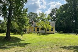 2708 Main St. photo 4