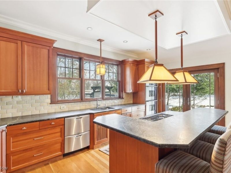 1688 Oakwood Drive, Cleveland Heights, OH 44121 Photo 13