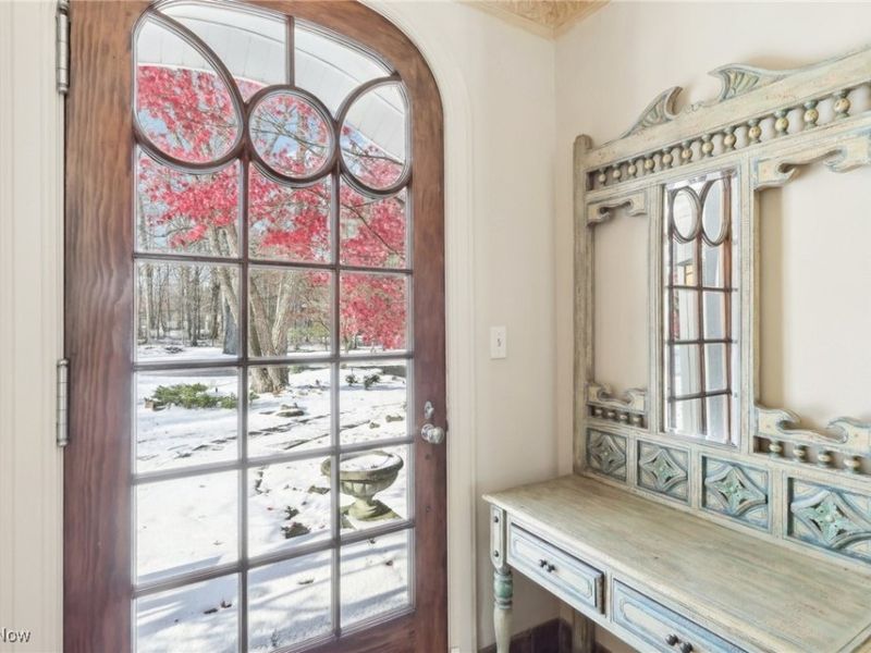 1688 Oakwood Drive, Cleveland Heights, OH 44121 Photo 15