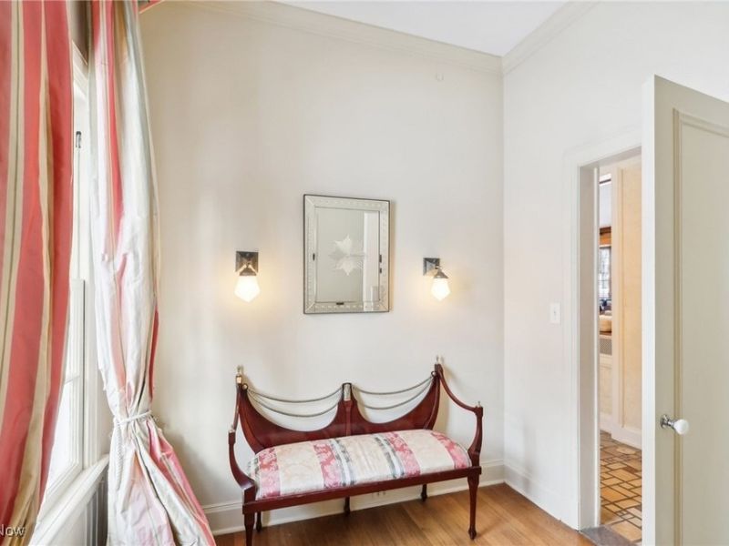 1688 Oakwood Drive, Cleveland Heights, OH 44121 Photo 18