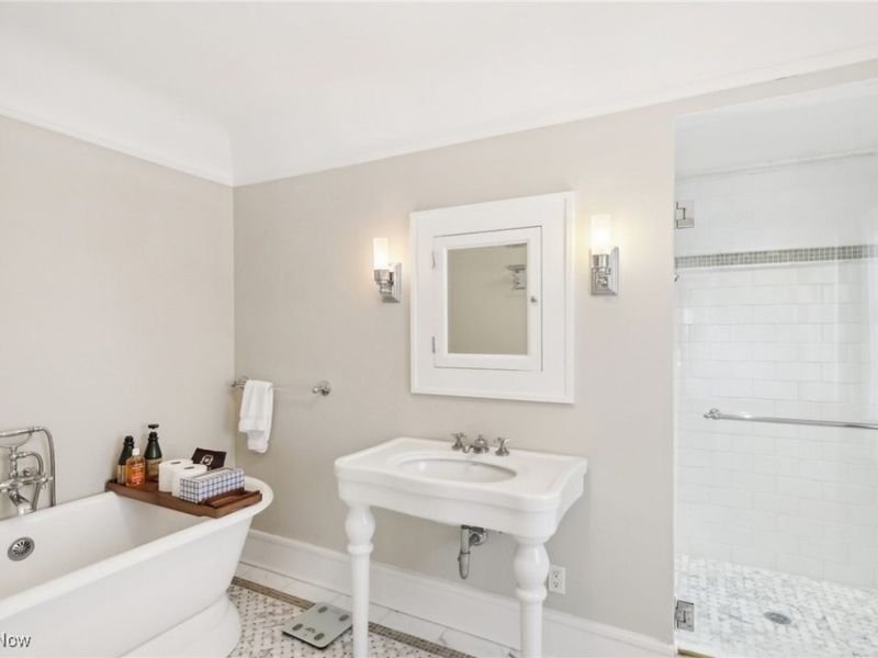 1688 Oakwood Drive, Cleveland Heights, OH 44121 Photo 27