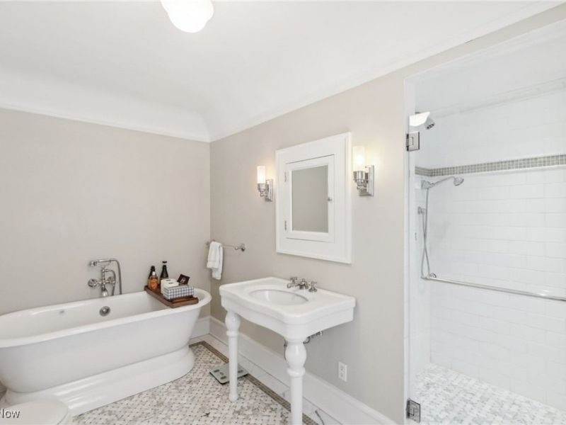 1688 Oakwood Drive, Cleveland Heights, OH 44121 Photo 28