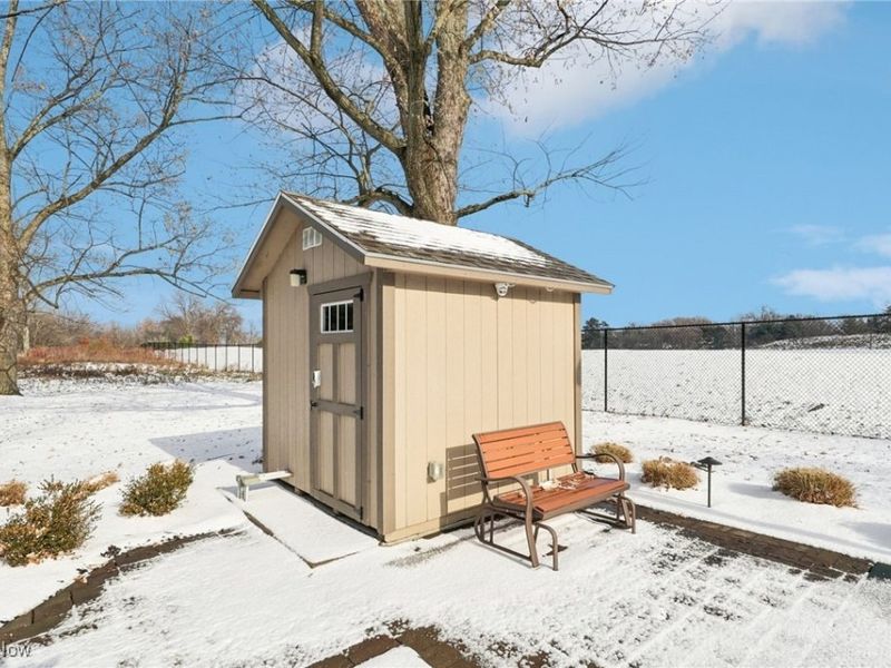 1688 Oakwood Drive, Cleveland Heights, OH 44121 Photo 40