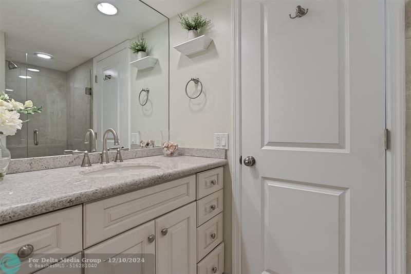 2200 S Ocean Lane, Unit 1001, Fort Lauderdale, FL 33316 Photo