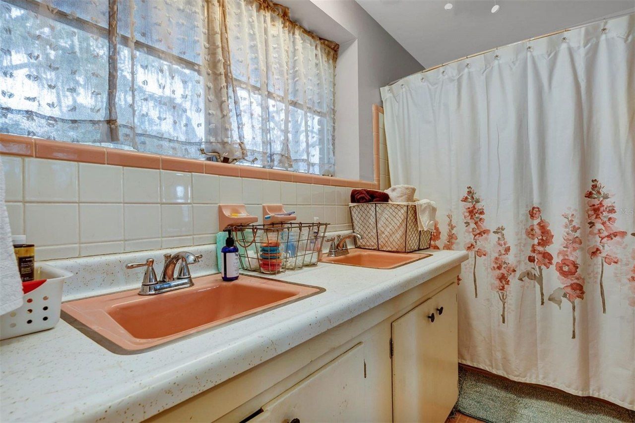 208 NE 70th Street, Ocala, FL 34479 Photo