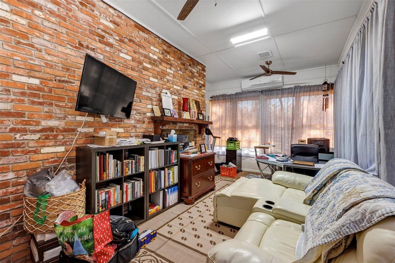 208 NE 70th Street, Ocala, FL 34479 Photo