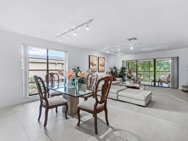 20 Westgate Lane, Unit B, Boynton Beach, FL 33436