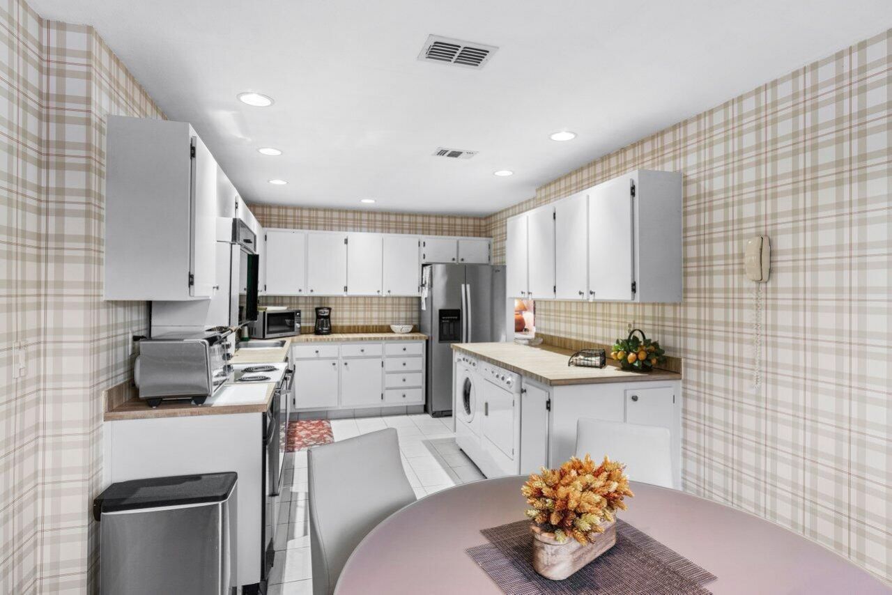 20 Westgate Lane, Unit B, Boynton Beach, FL 33436 Photo