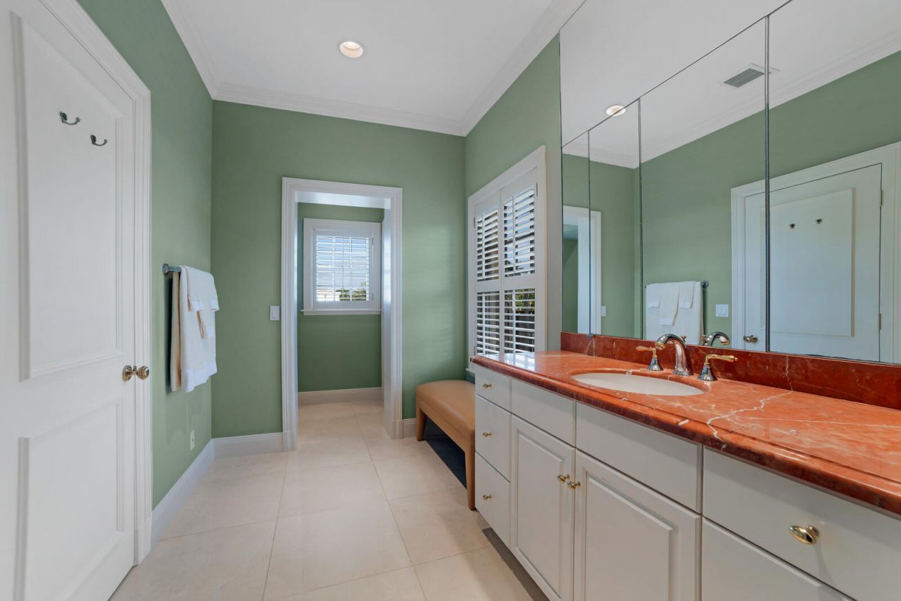 510 N Lake Way, Palm Beach, FL 33480 Photo