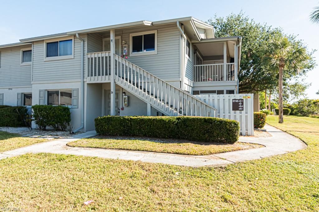 5745 Foxlake Dr, Unit D, North Fort Myers, FL 33917 Photo