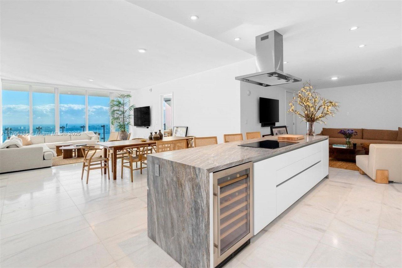 700 NE 26th Ter, Unit 4902, Miami, FL 33137 Photo