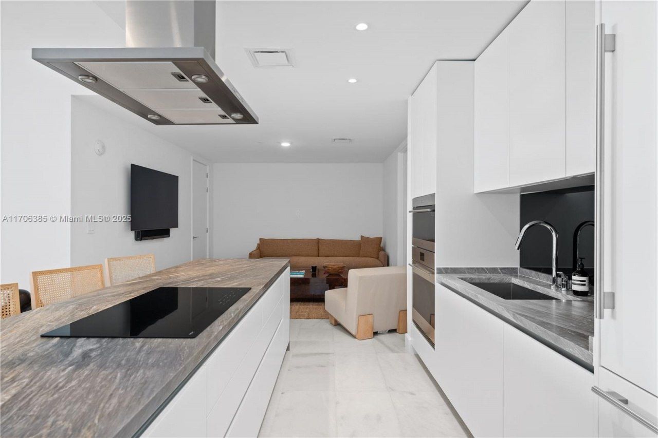 700 NE 26th Ter, Unit 4902, Miami, FL 33137 Photo