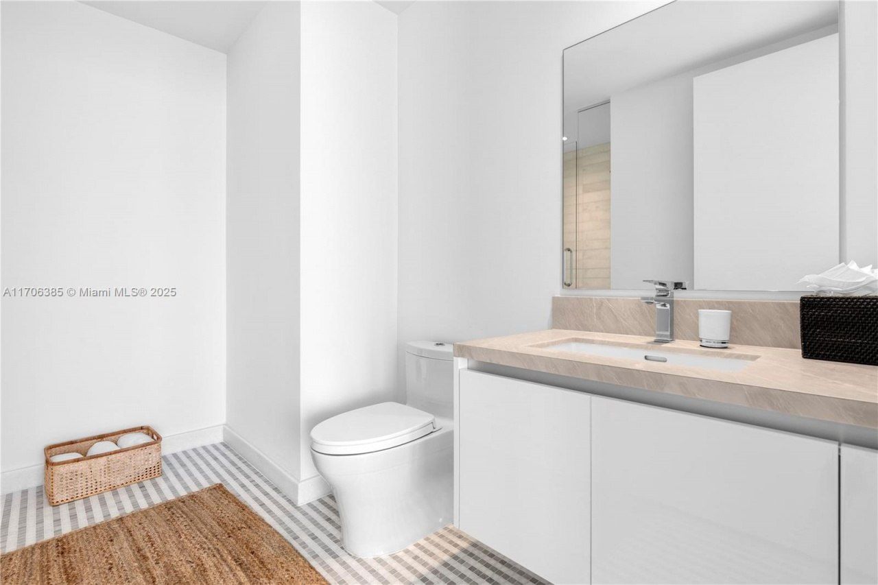 700 NE 26th Ter, Unit 4902, Miami, FL 33137 Photo