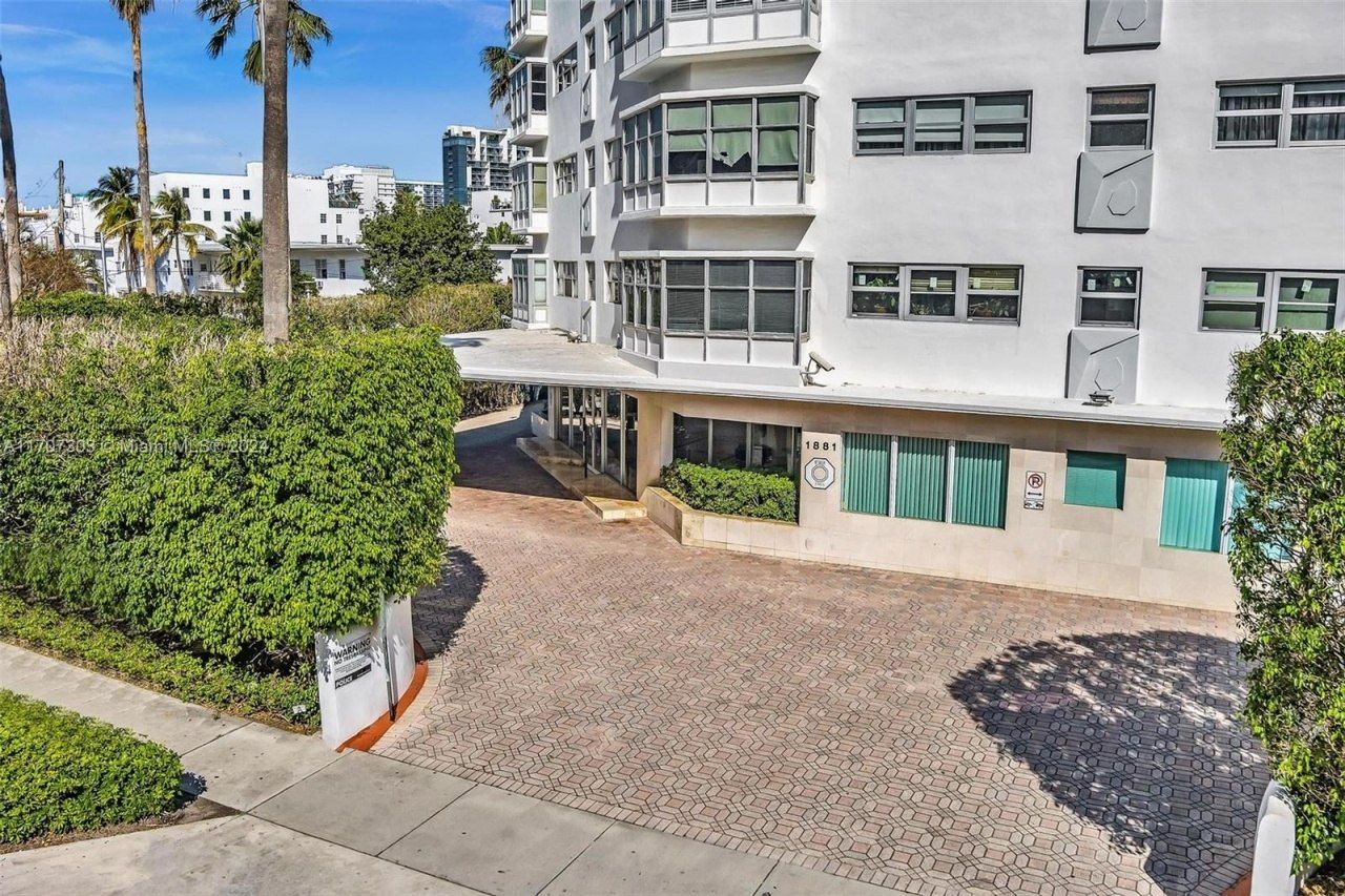 1881 Washington Ave, Unit 16H, Miami Beach, FL 33139 Photo